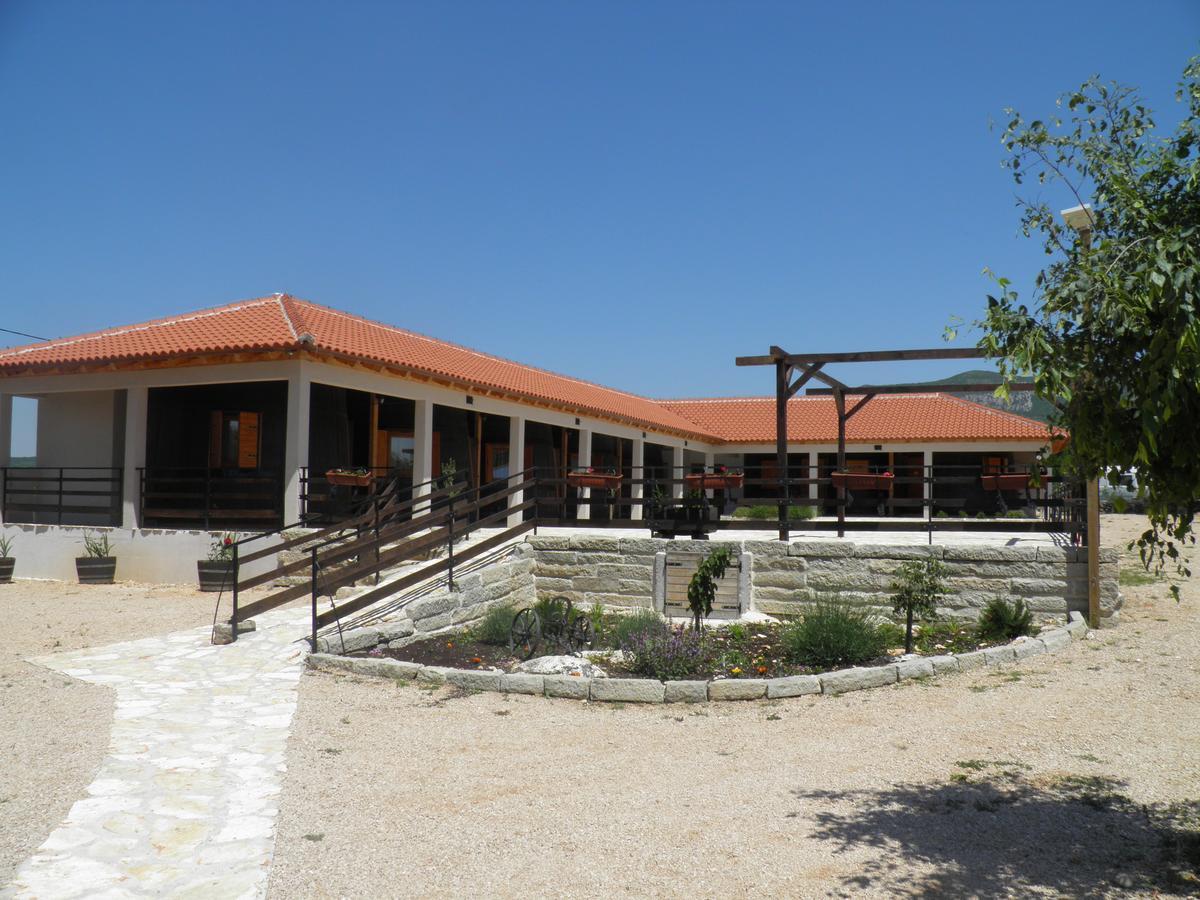 Agroturizam Duvancic - Konoba Dida Marka Drniš Buitenkant foto